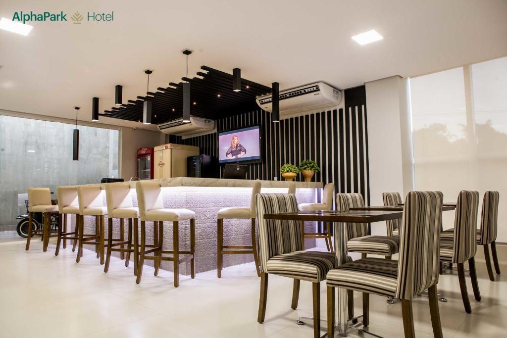 Alphapark Hotel Goiânia Eksteriør billede